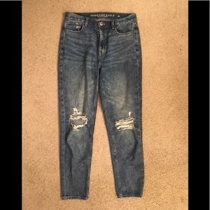 American Eagle Mom Jean